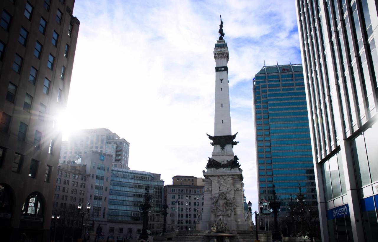 Апартаменты Frontdesk Penn Street Tower Apts Downtown Indy Индианаполис Экстерьер фото