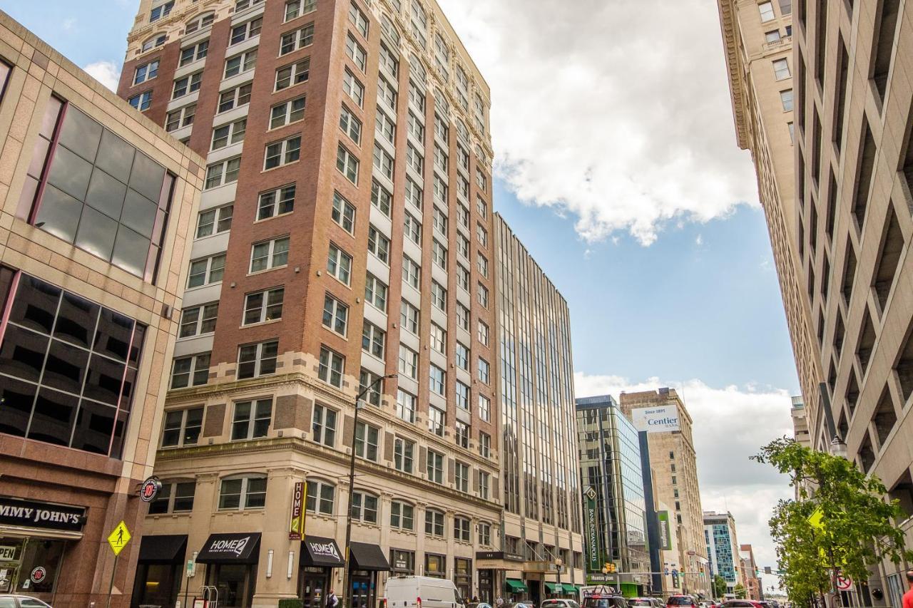 Апартаменты Frontdesk Penn Street Tower Apts Downtown Indy Индианаполис Экстерьер фото